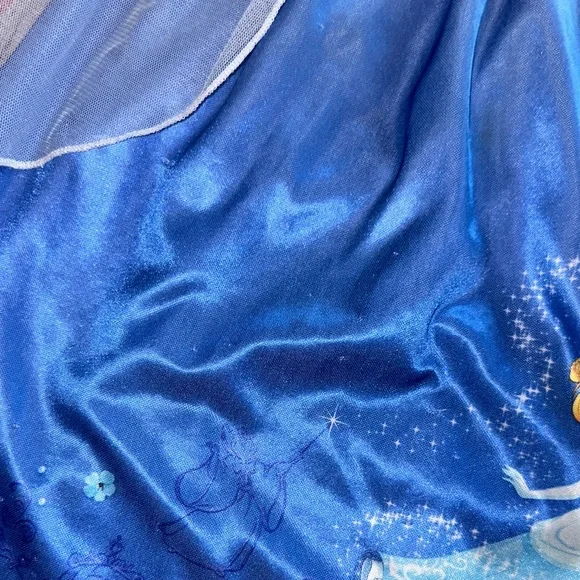 Disney’s Cinderella nightgown/dress up Dress.  Size 5T. - Picture 4 of 5